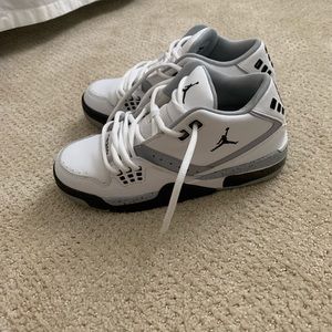 Jordan’s size 5y